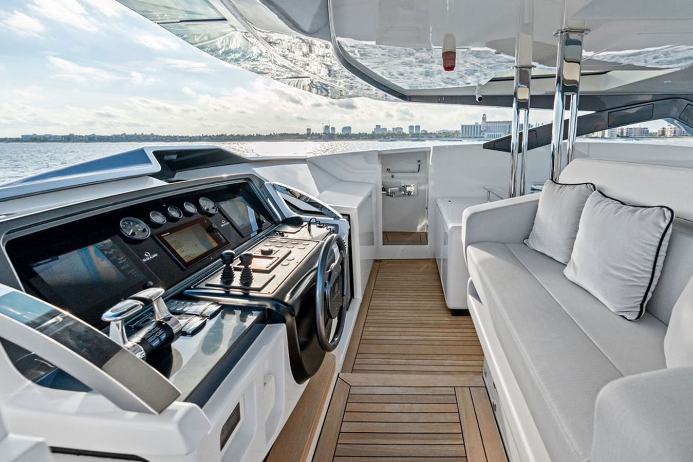 Custom Line Motor Yacht RANDY BETH For Sale