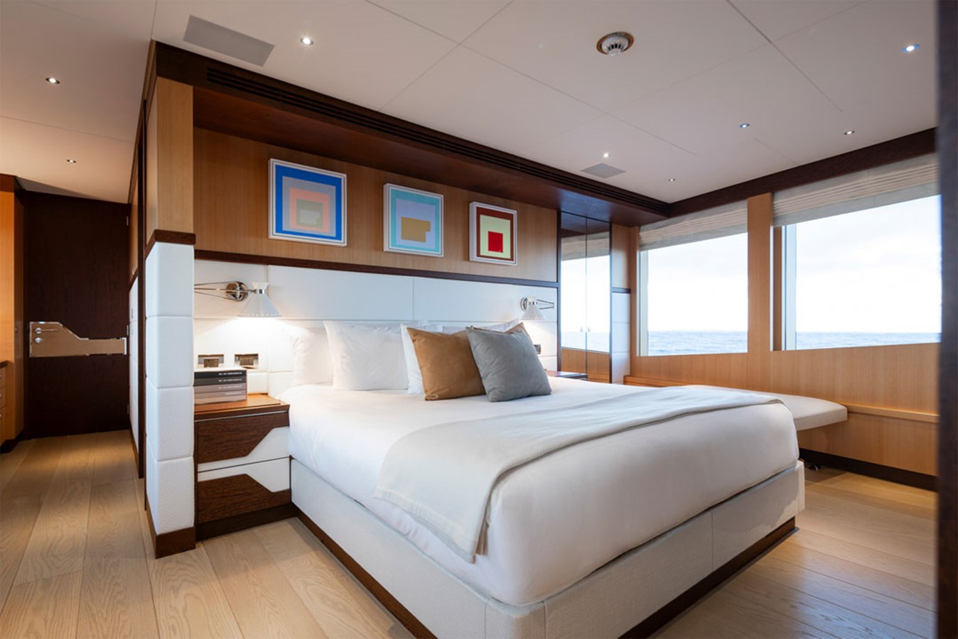 Feadship Motor Yacht GRAYCLIFFS For Sale