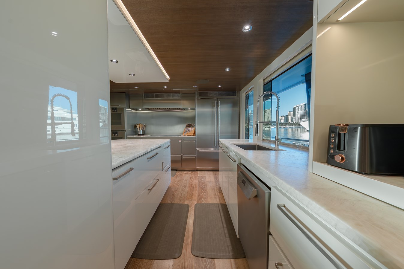 Westport Motor Yacht SERENITY For Sale