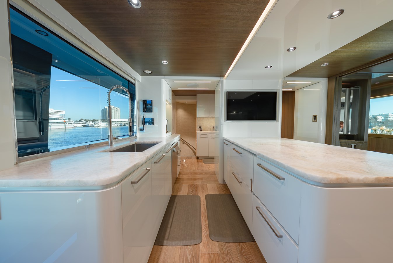Westport Motor Yacht SERENITY For Sale