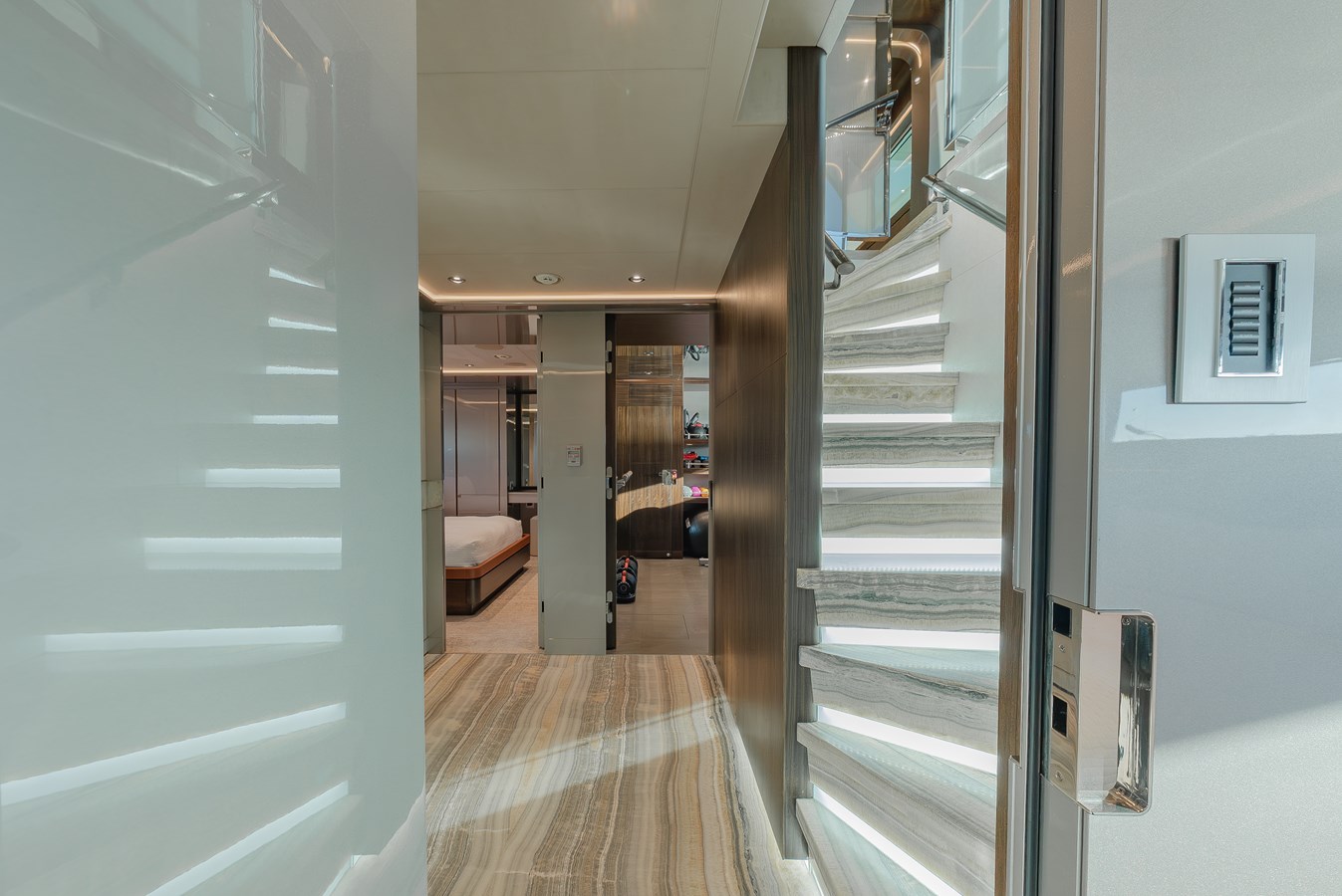Westport Motor Yacht SERENITY For Sale