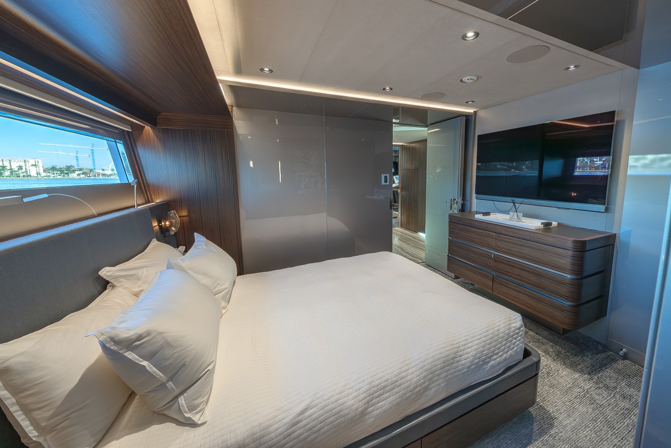 Westport Motor Yacht SERENITY For Sale