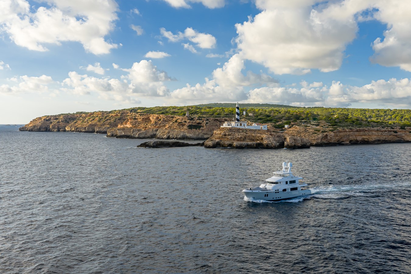 Nordhavn Trawler Yacht VIVIERAE II For Sale