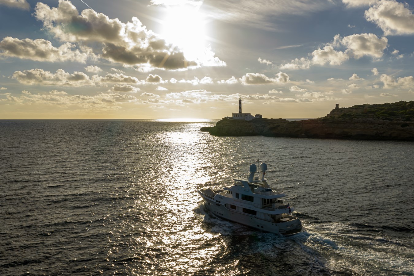 Nordhavn Trawler Yacht VIVIERAE II For Sale