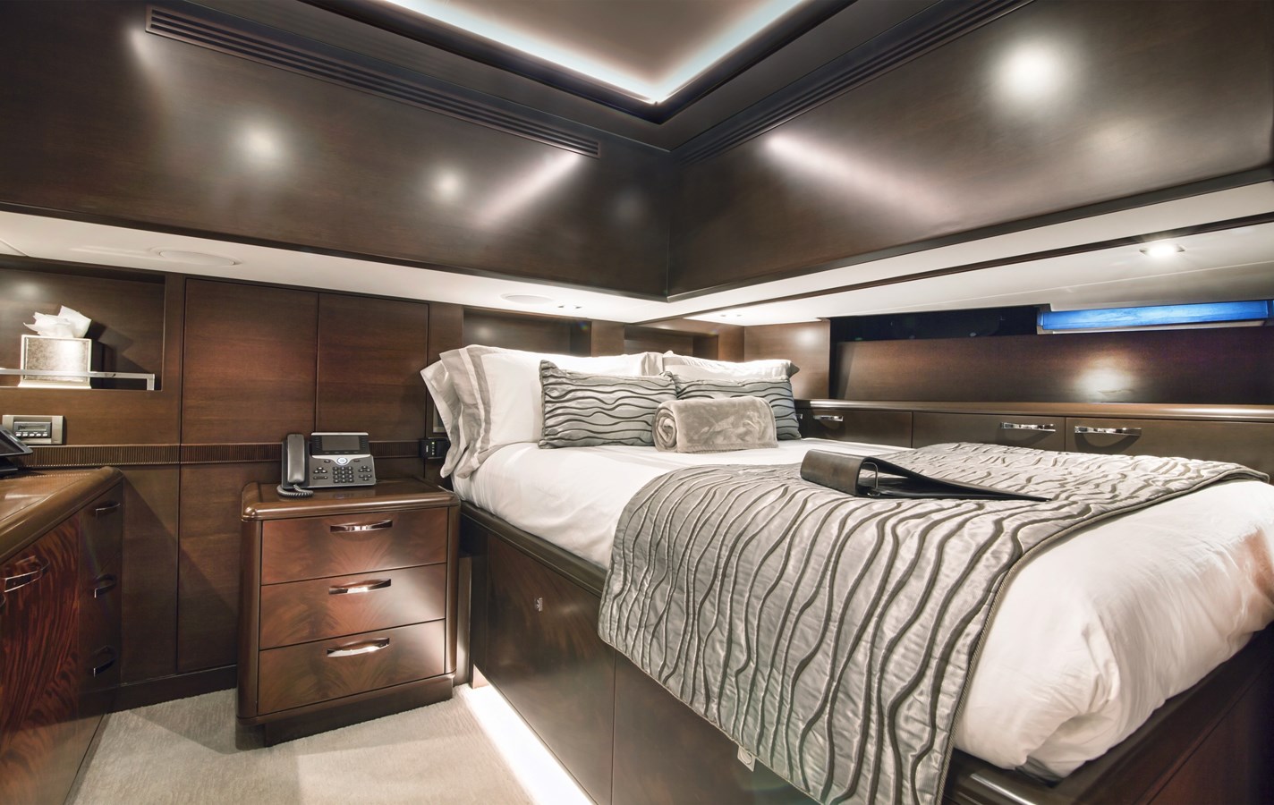 Nordhavn Trawler Yacht VIVIERAE II For Sale