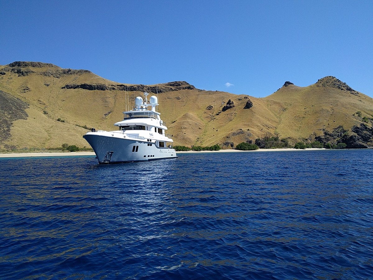 Nordhavn Trawler Yacht VIVIERAE II For Sale