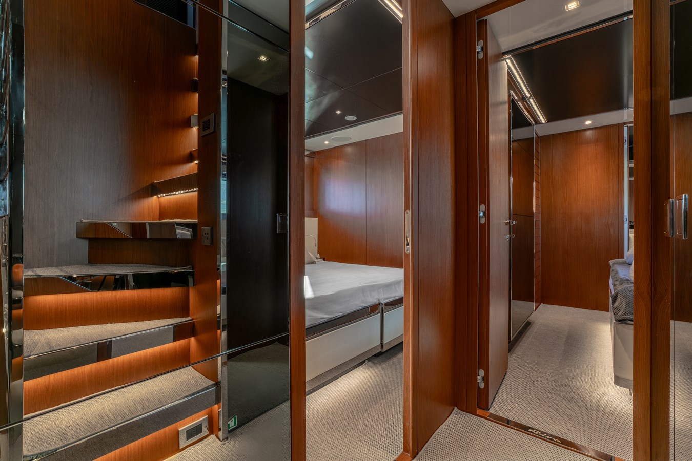 Riva Yacht Motor Yacht NOI For Sale