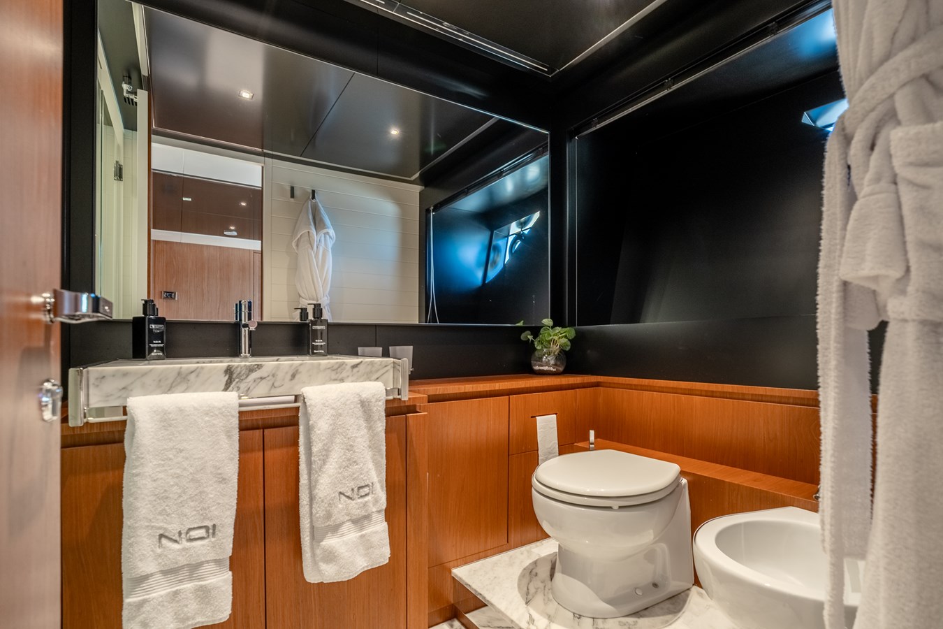 Riva Yacht Motor Yacht NOI For Sale