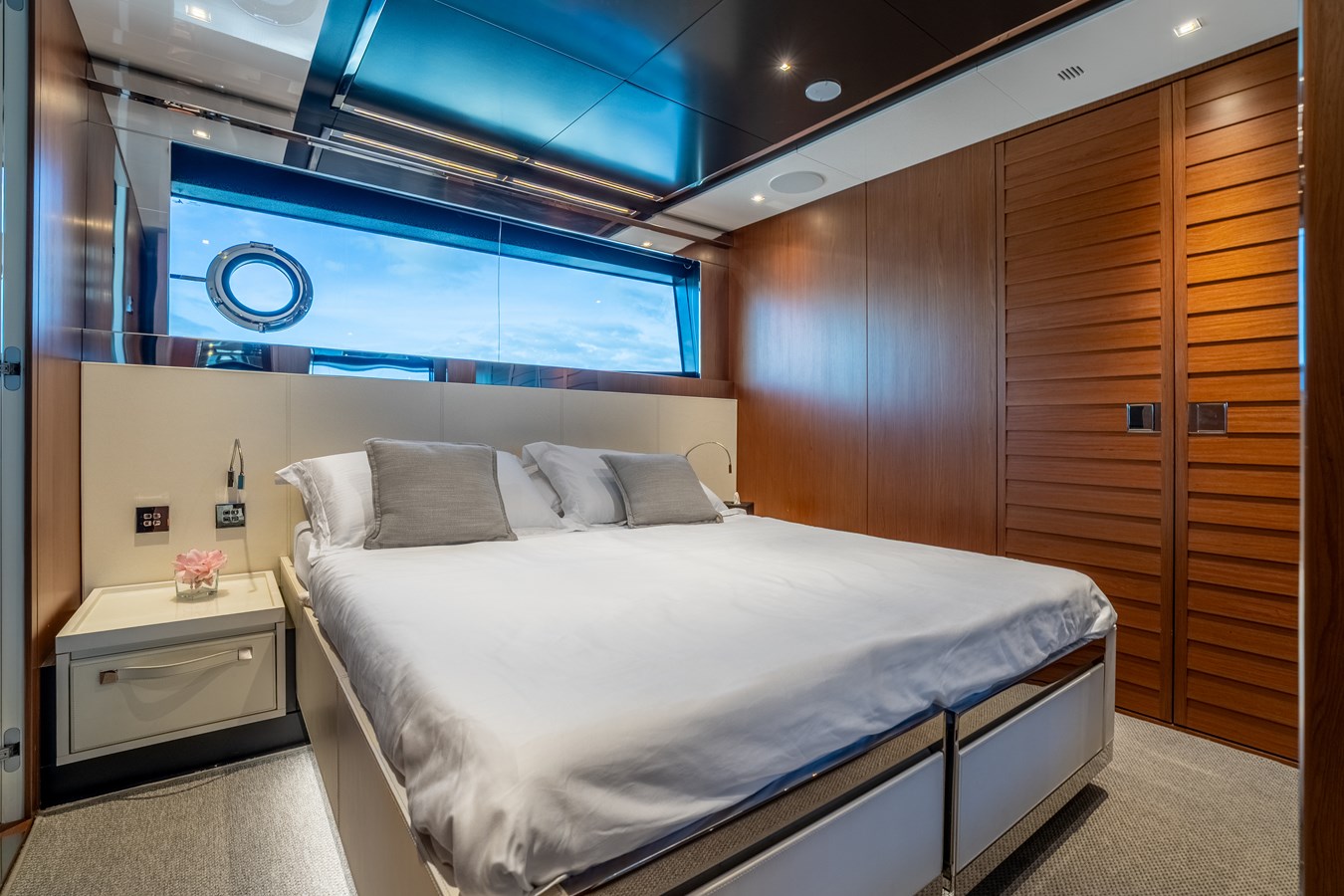Riva Yacht Motor Yacht NOI For Sale