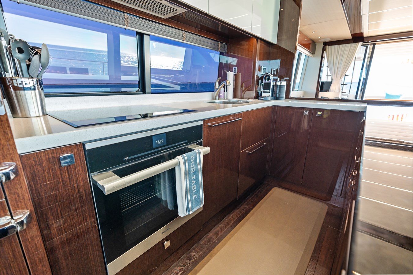 Sunseeker Motor Yacht Tempus Fugit For Sale