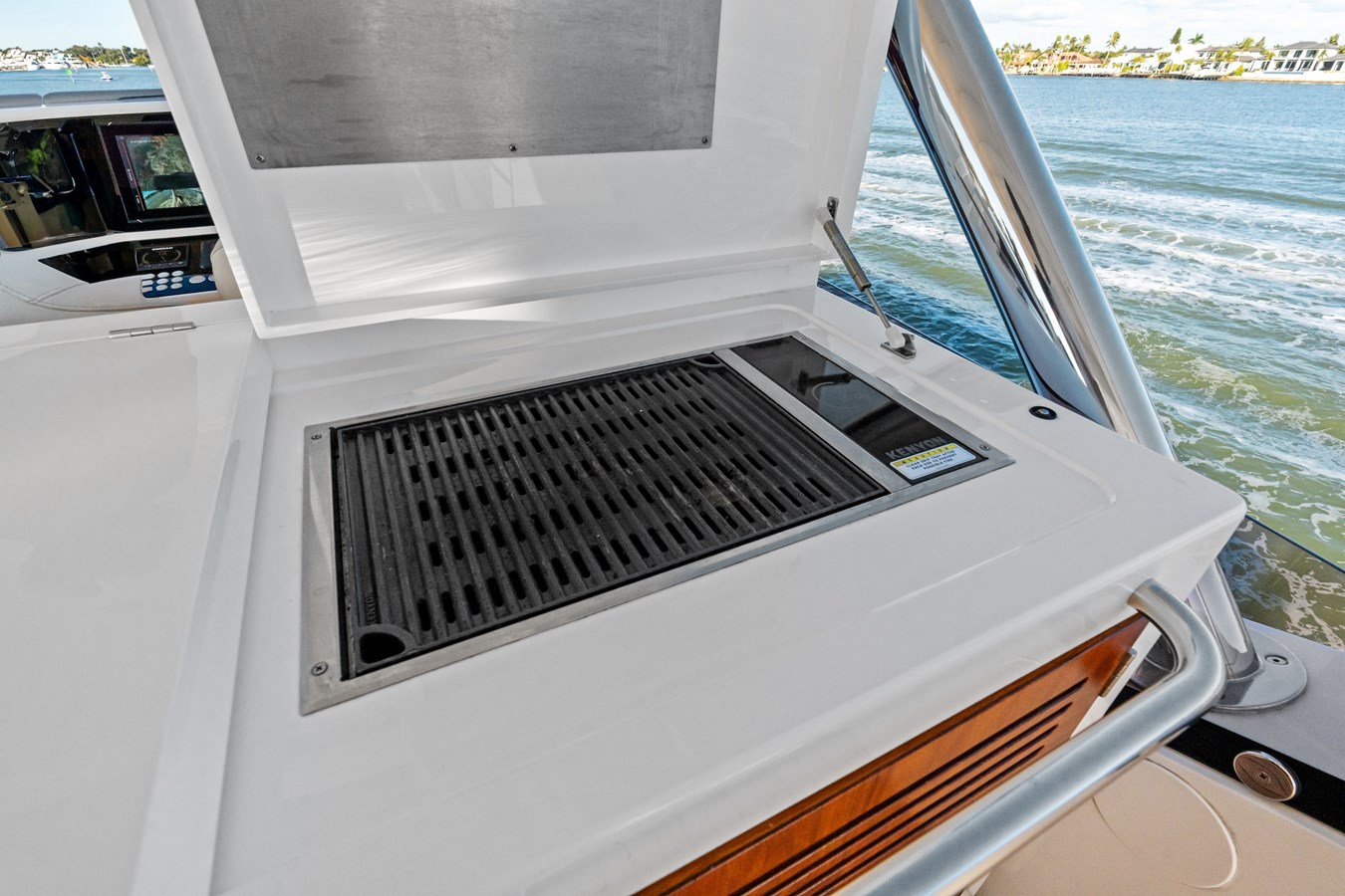 Sunseeker Motor Yacht Tempus Fugit For Sale