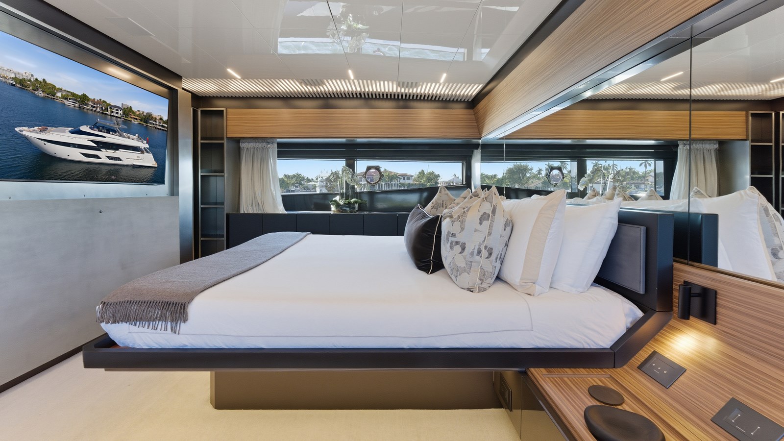 Ferretti Yachts Motor Yacht Date Night For Sale