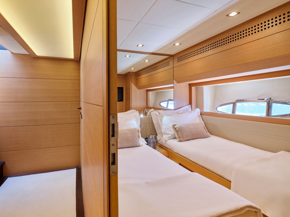 Pershing Sport Yacht FOR EVER For Sale