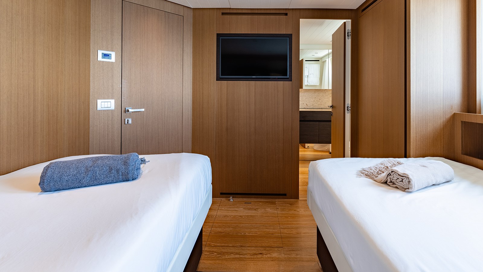Sanlorenzo Yachts Motor Yacht Journey For Sale