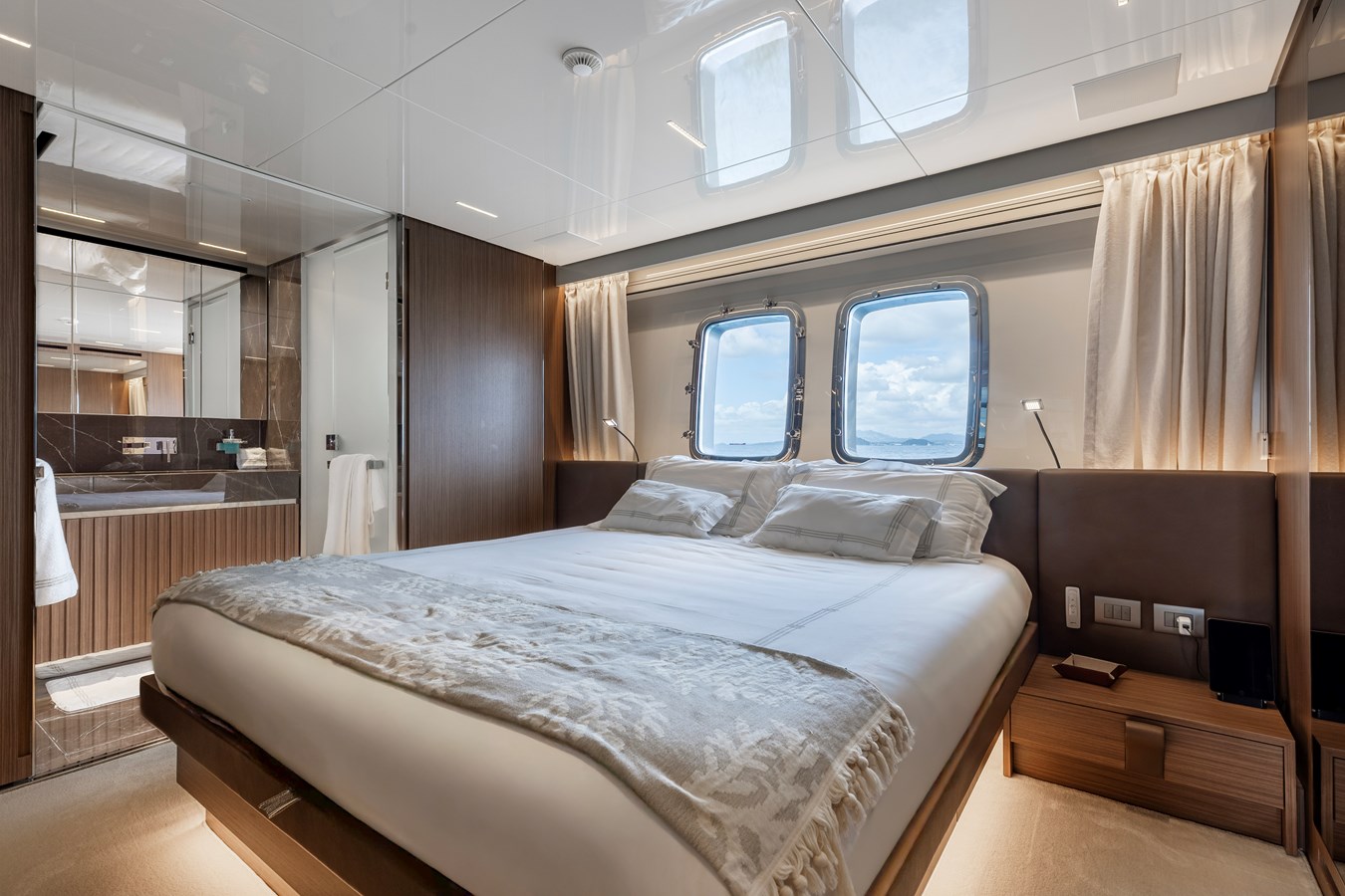 Sanlorenzo Yachts Motor Yacht AMBAR For Sale