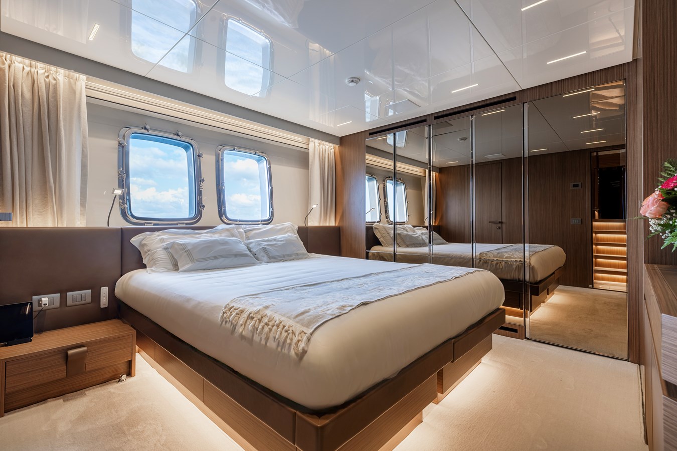 Sanlorenzo Yachts Motor Yacht AMBAR For Sale