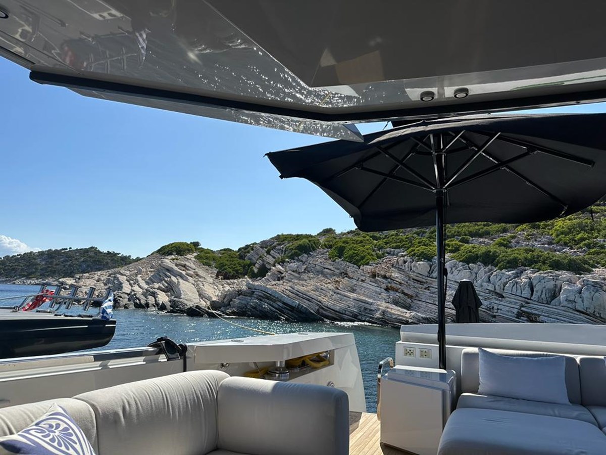 Grp Motor Yacht D&D For Sale