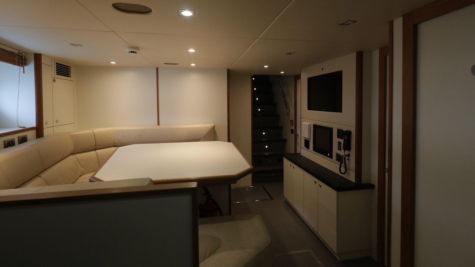 Sunseeker Motor Yacht DESEO For Sale