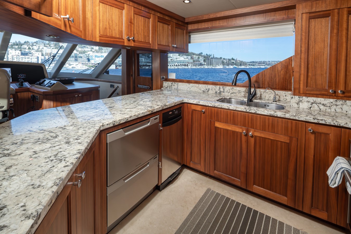 Ocean Alexander Motor Yacht Rhondavous  For Sale