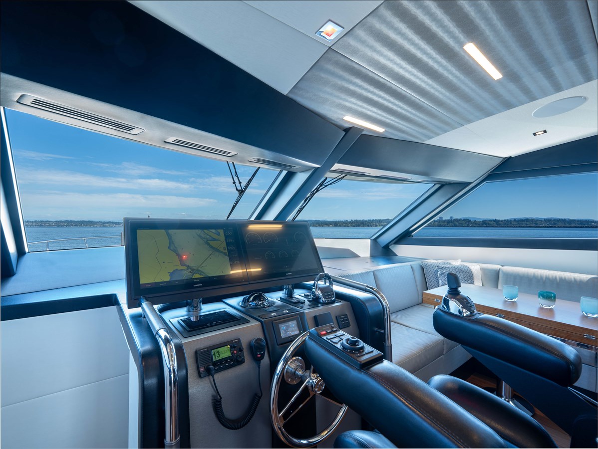 Ocean Alexander Motor Yacht Sub-Par For Sale
