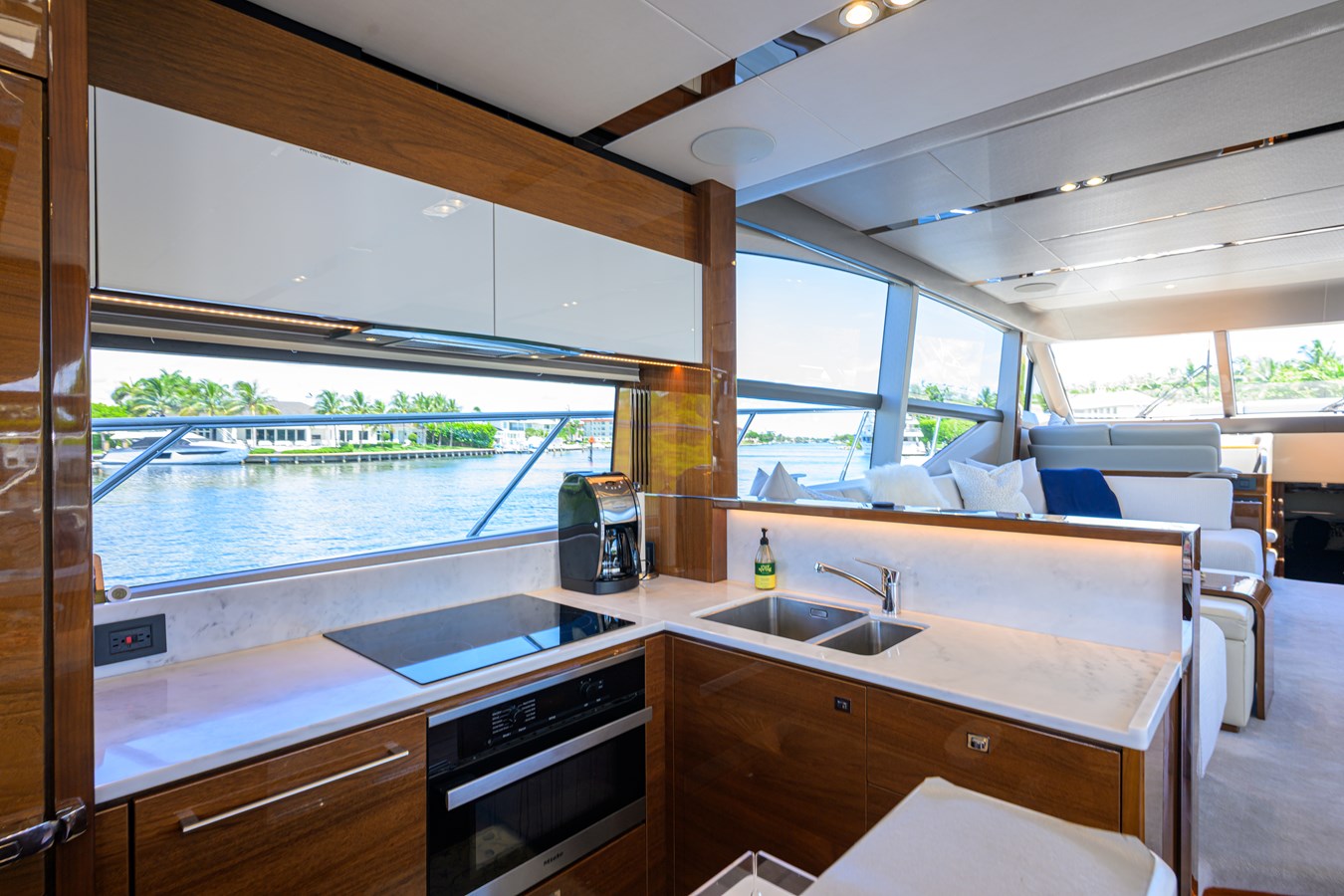 Princess Yachts Motor Yacht MISS AMY For Sale