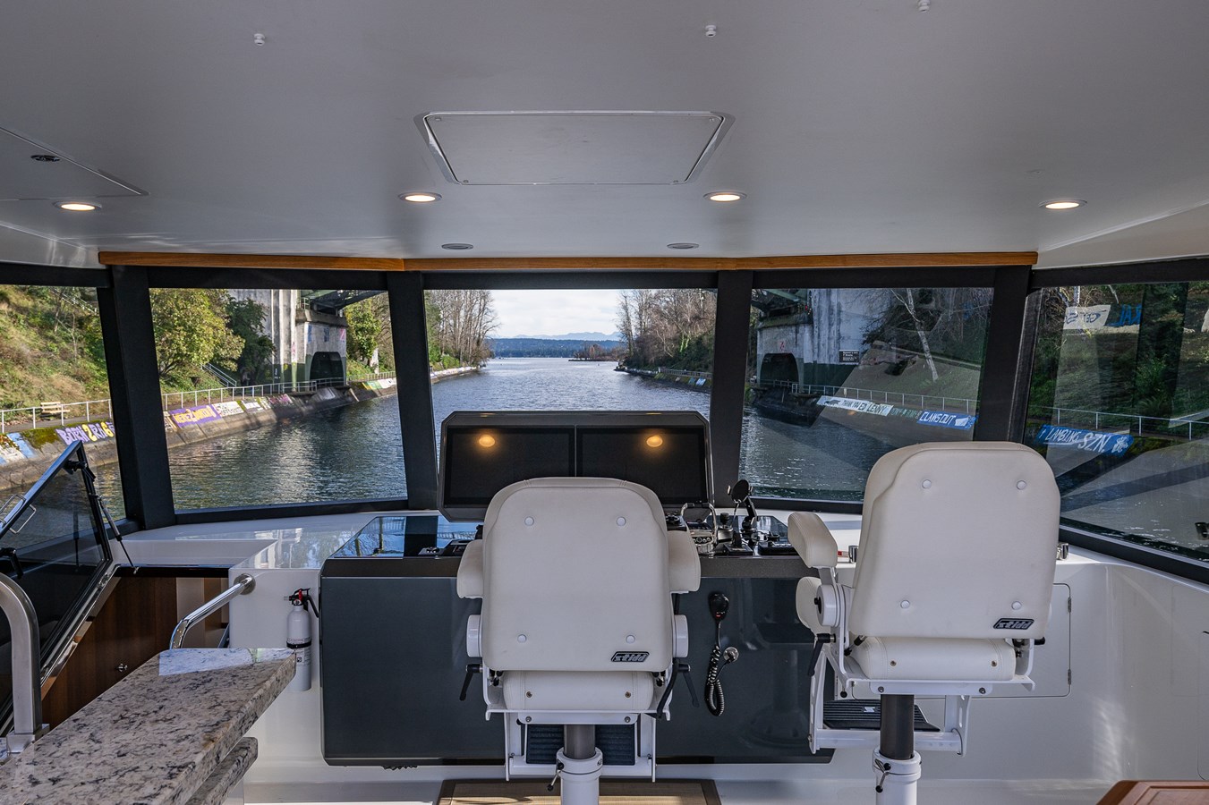 Ocean Alexander Motor Yacht Island Breeze  For Sale