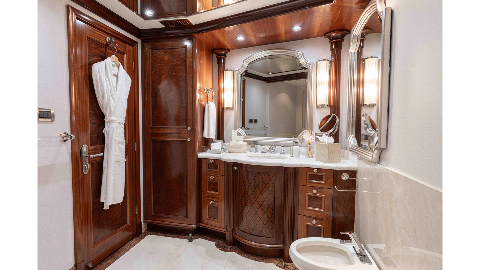 Richmond Yachts Motor Yacht LUCY For Sale