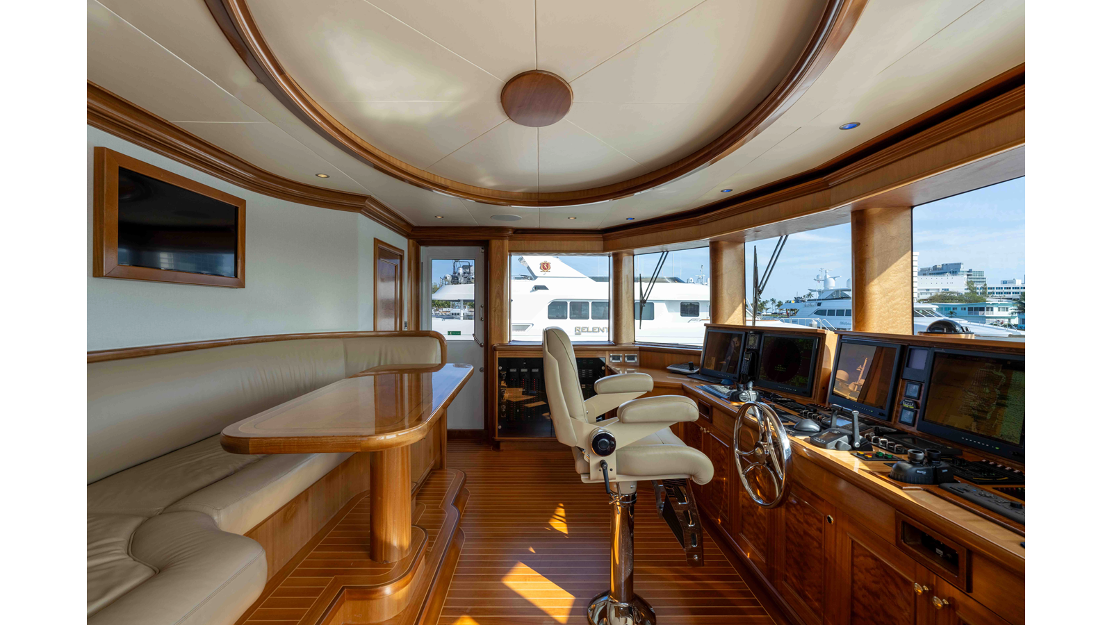 Richmond Yachts Motor Yacht LUCY For Sale