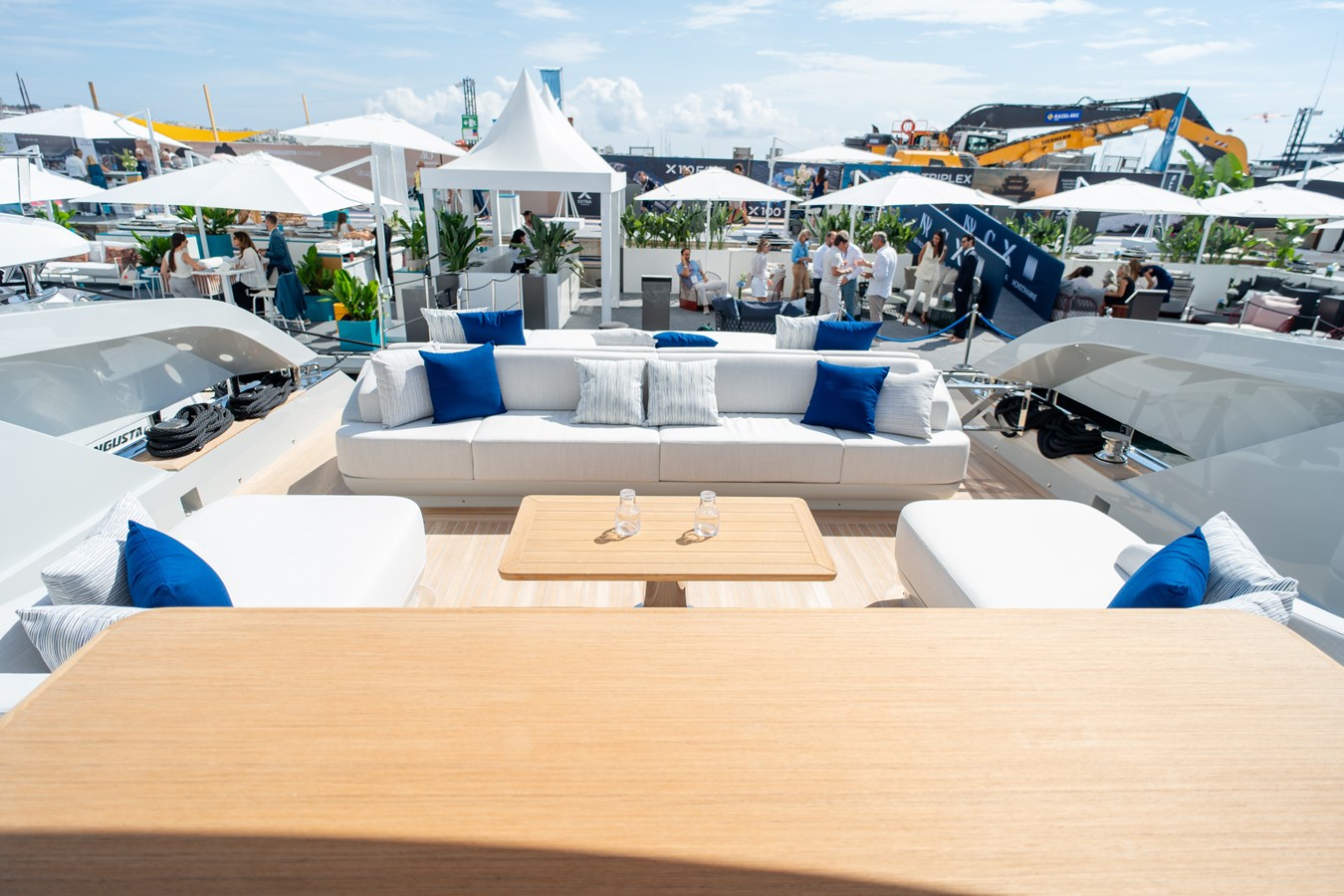 Extra Yachts Motor Yacht EXTRA X90 FAST For Sale
