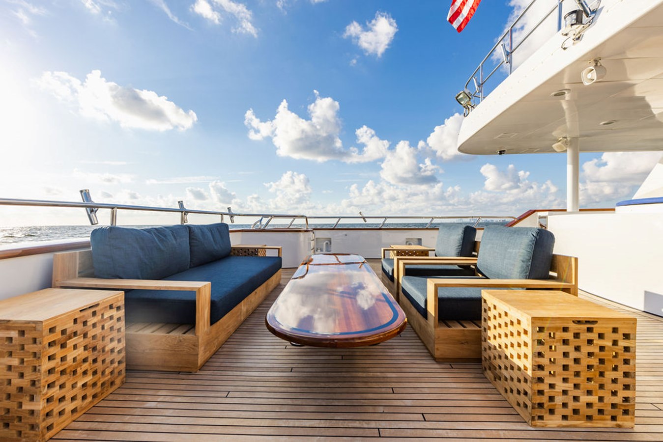 Crystal Yacht Motor Yacht EMPIRE SEA  For Sale