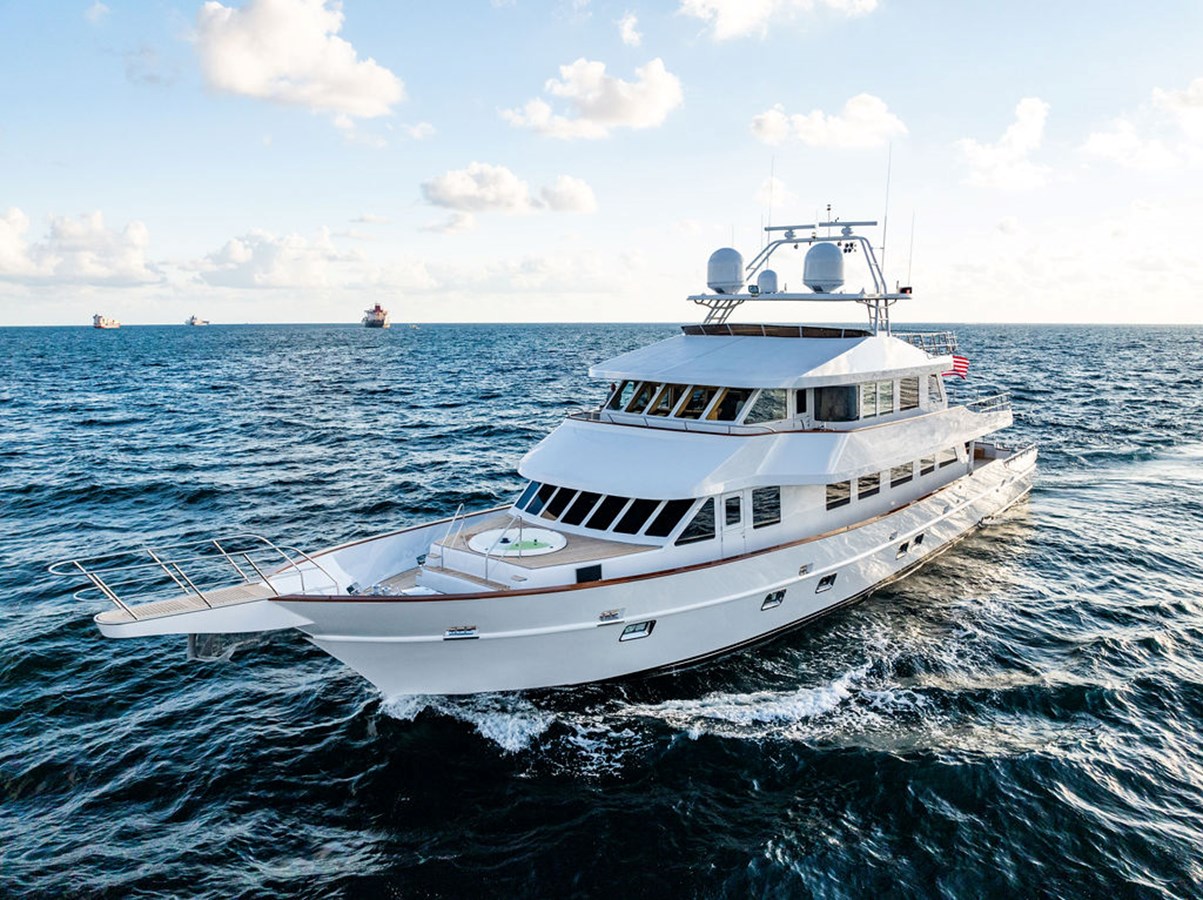 Crystal Yacht Motor Yacht EMPIRE SEA  For Sale