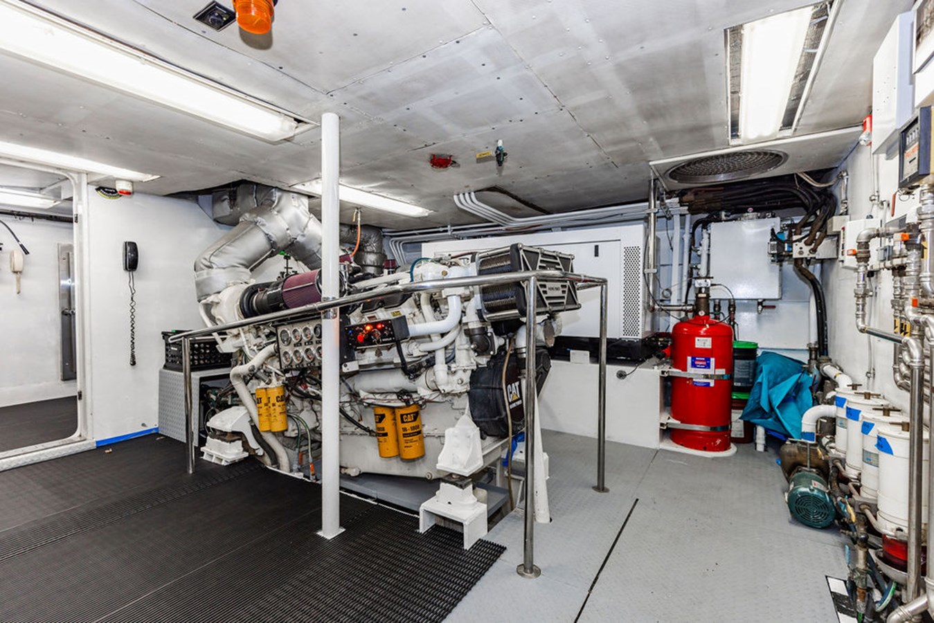 Crystal Yacht Motor Yacht EMPIRE SEA  For Sale