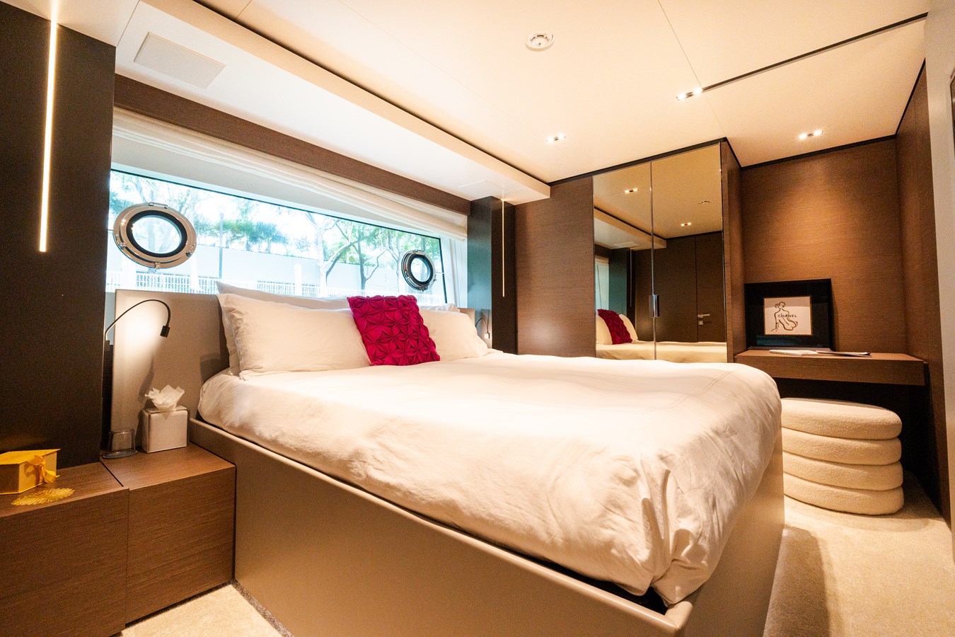 Custom Line Motor Yacht AMITY For Sale