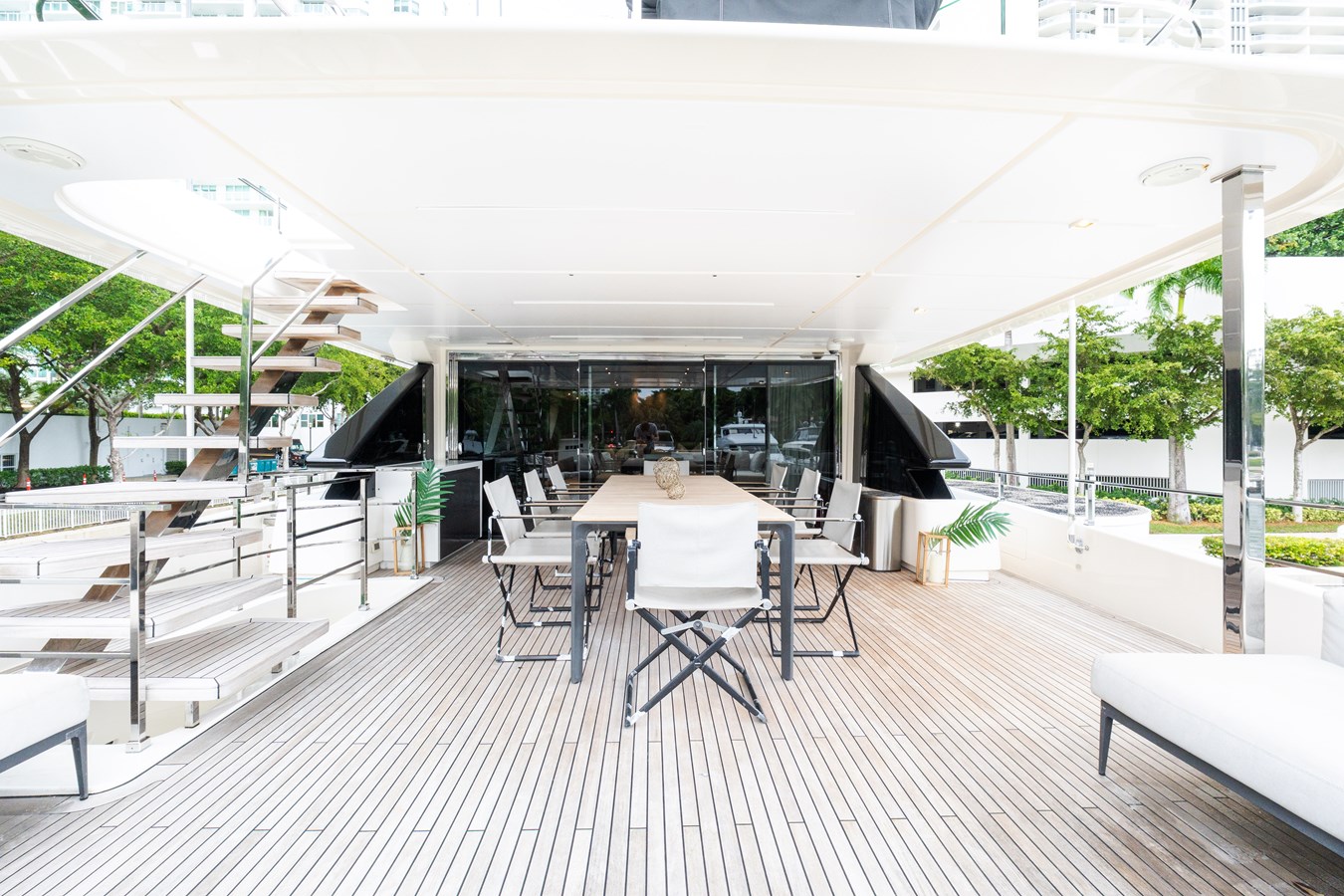Custom Line Motor Yacht AMITY For Sale
