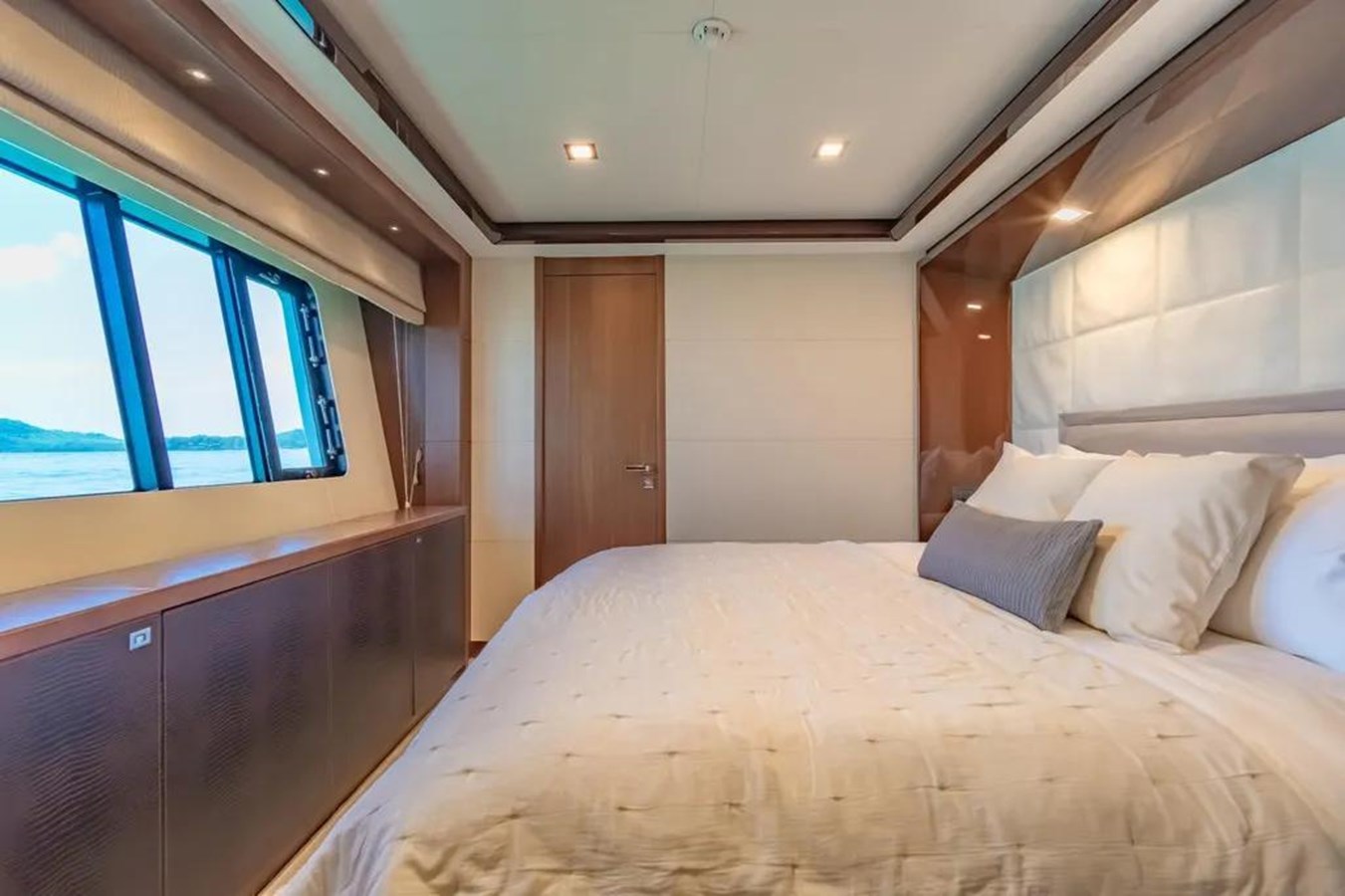 Princess Yachts Motor Yacht Blue Moon For Sale
