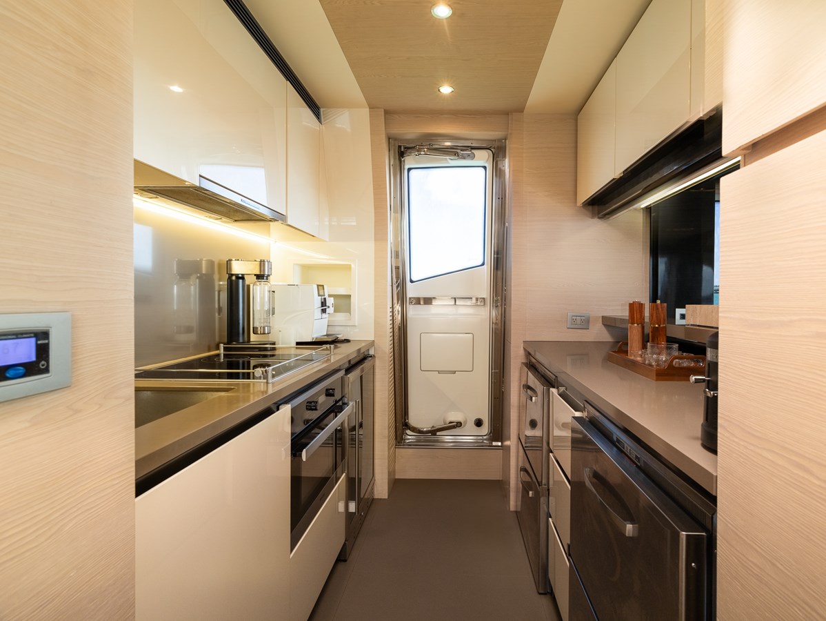 Azimut Yachts Motor Yacht SABI For Sale