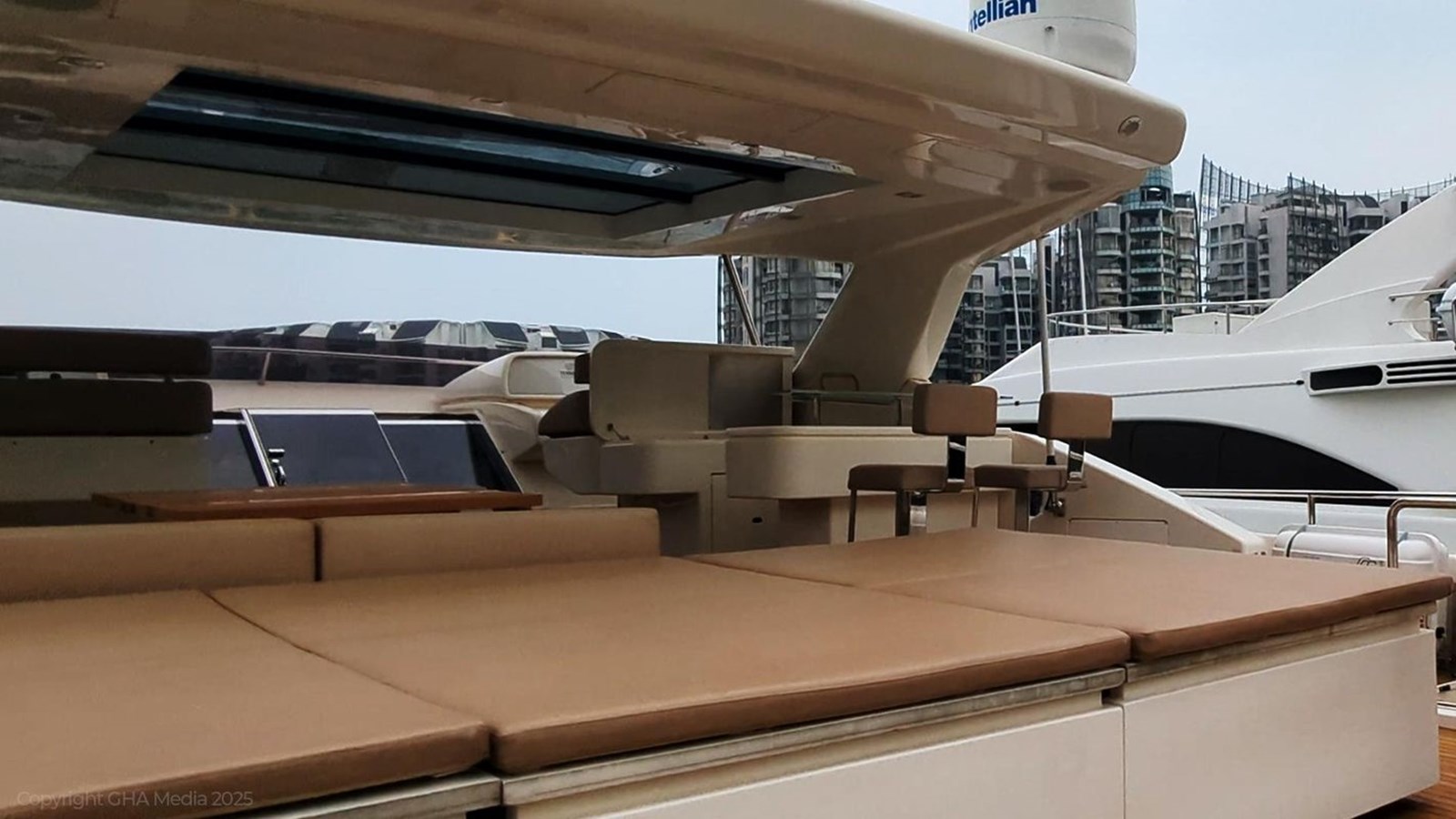 Ferretti Custom Line Motor Yacht OXYGEN For Sale