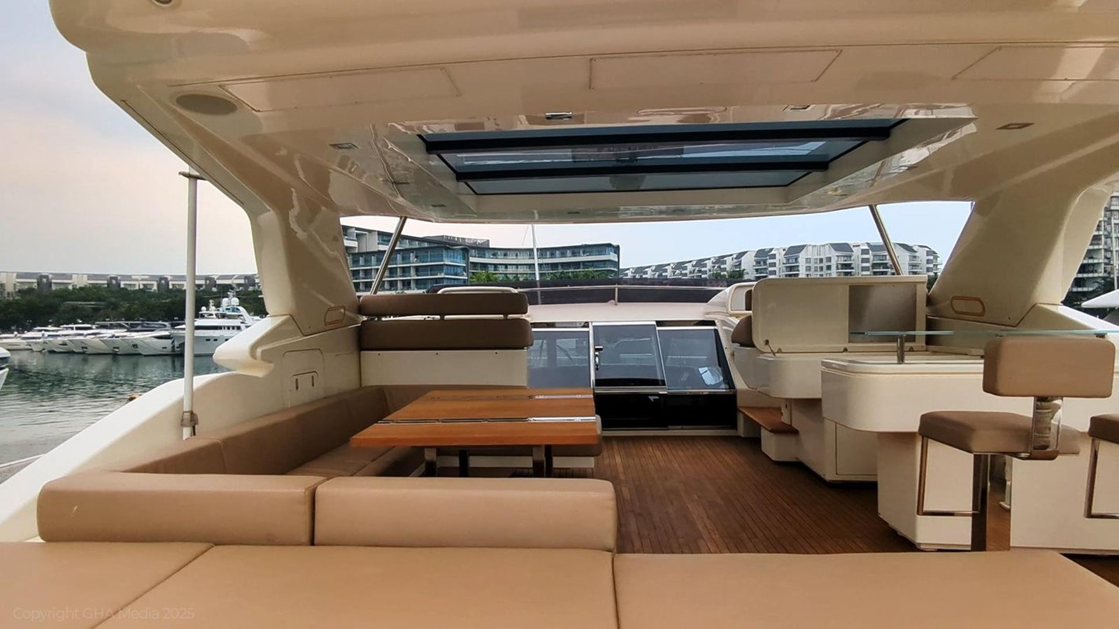 Ferretti Custom Line Motor Yacht OXYGEN For Sale