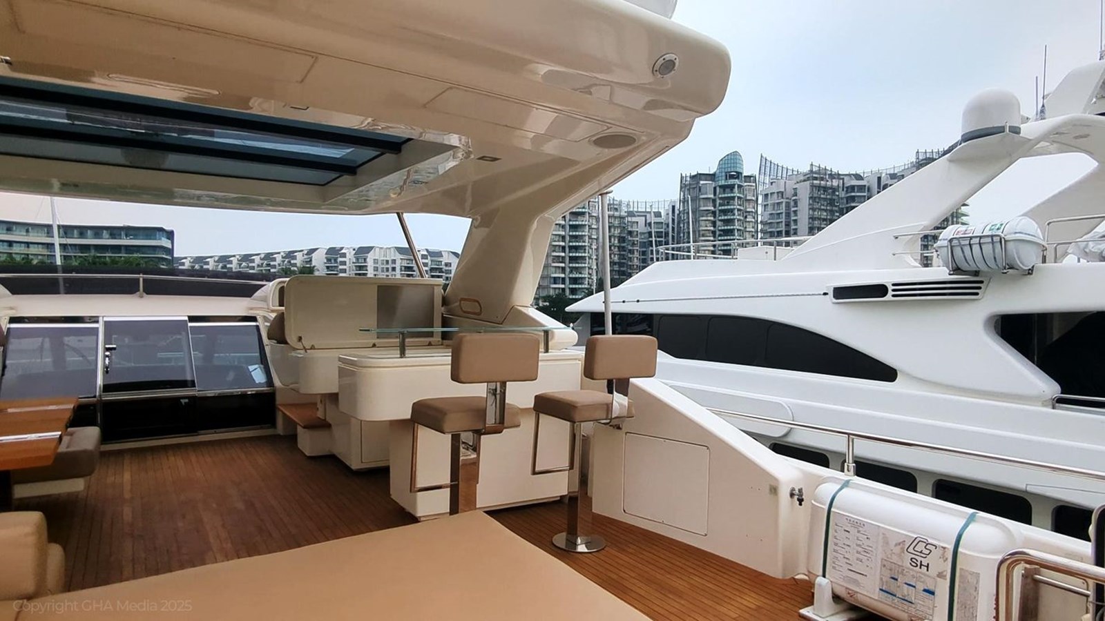 Ferretti Custom Line Motor Yacht OXYGEN For Sale