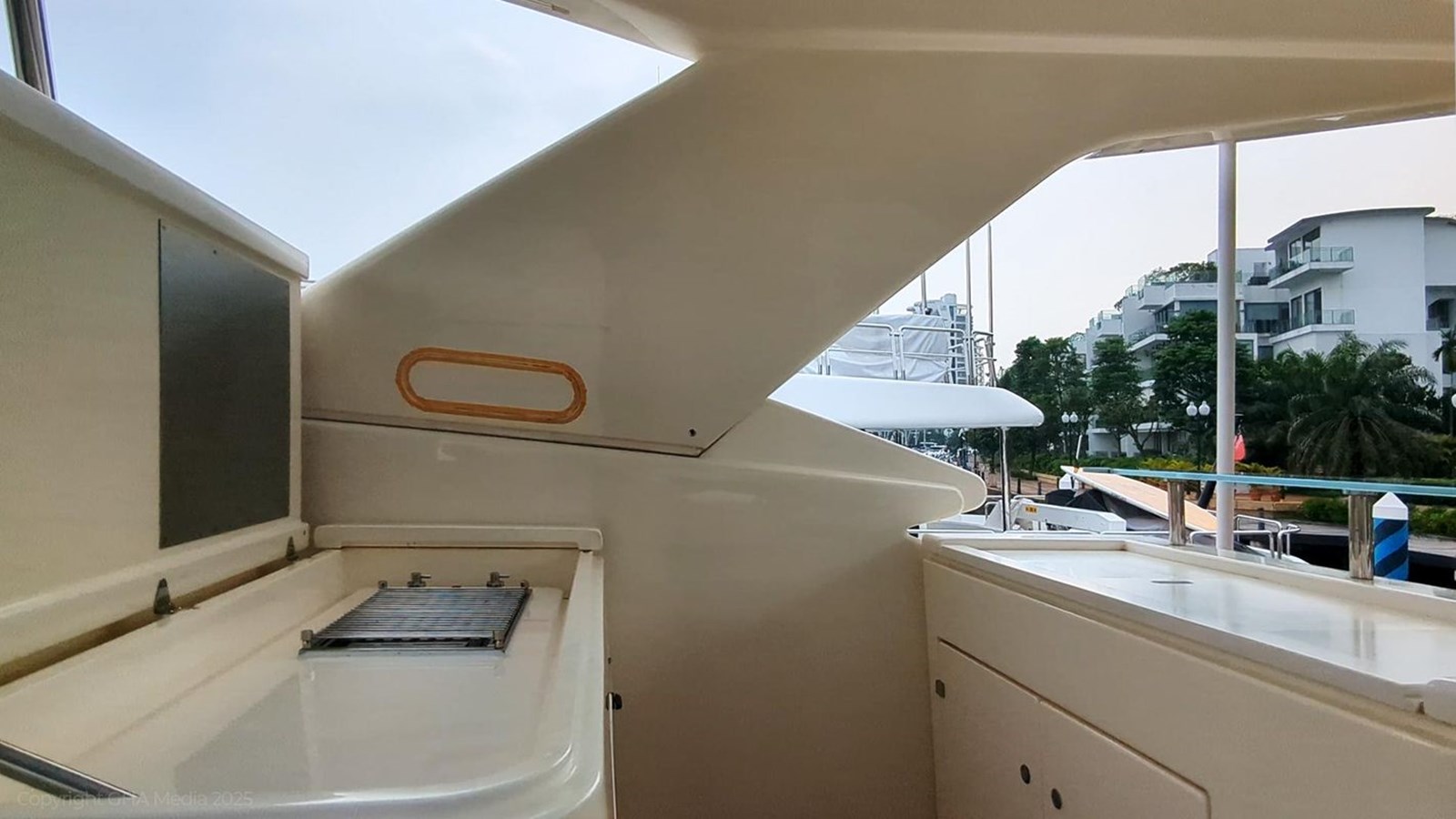 Ferretti Custom Line Motor Yacht OXYGEN For Sale