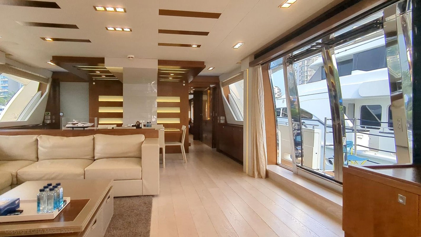 Ferretti Custom Line Motor Yacht OXYGEN For Sale