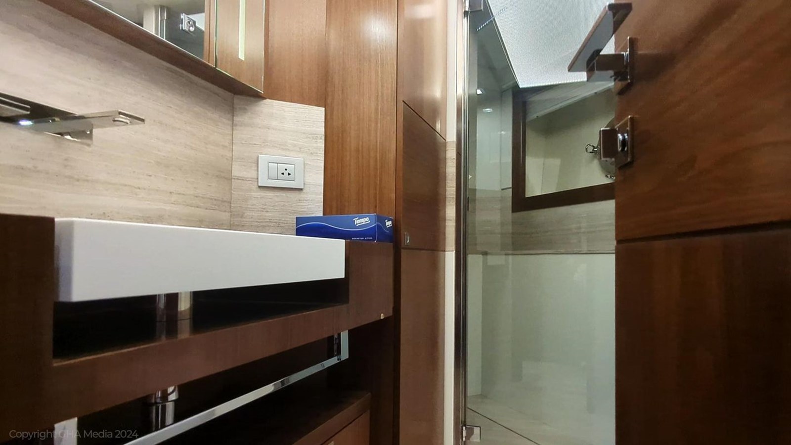 Ferretti Custom Line Motor Yacht OXYGEN For Sale