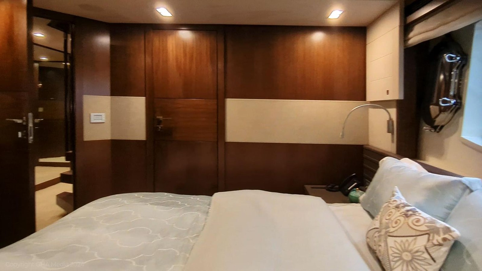 Ferretti Custom Line Motor Yacht OXYGEN For Sale