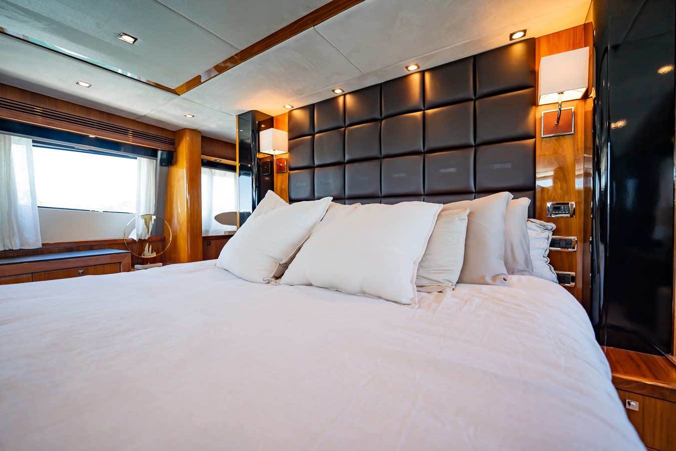 Sunseeker Motor Yacht BLUE For Sale