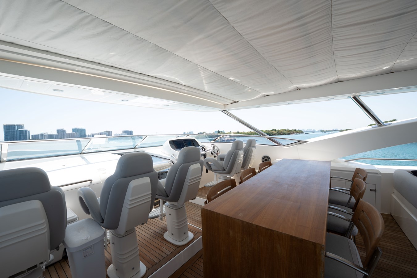 Sunseeker Motor Yacht BLUE For Sale