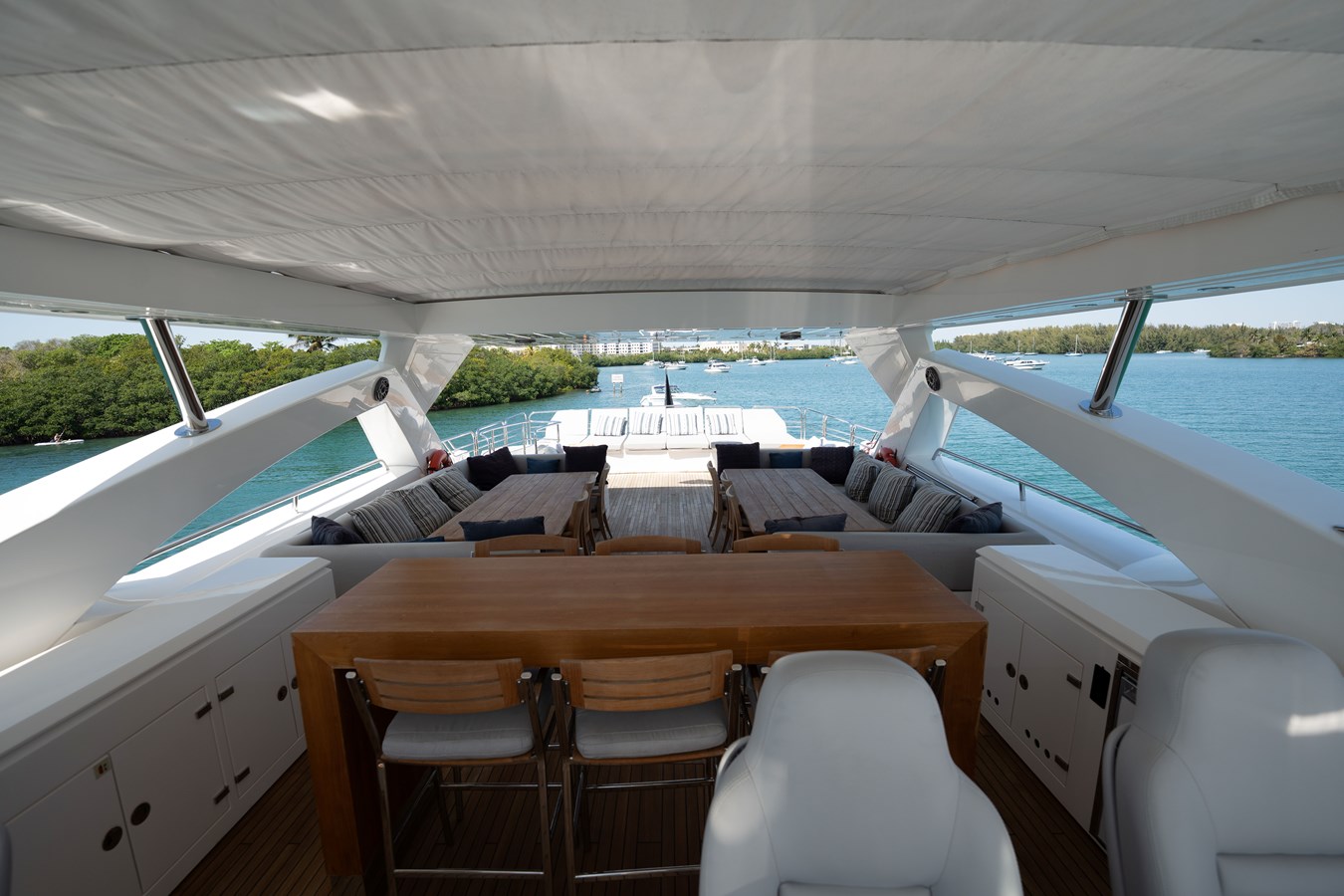 Sunseeker Motor Yacht BLUE For Sale