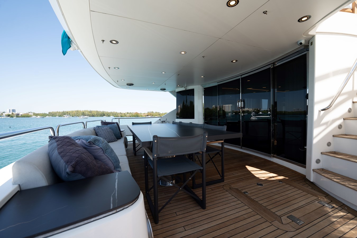 Sunseeker Motor Yacht BLUE For Sale