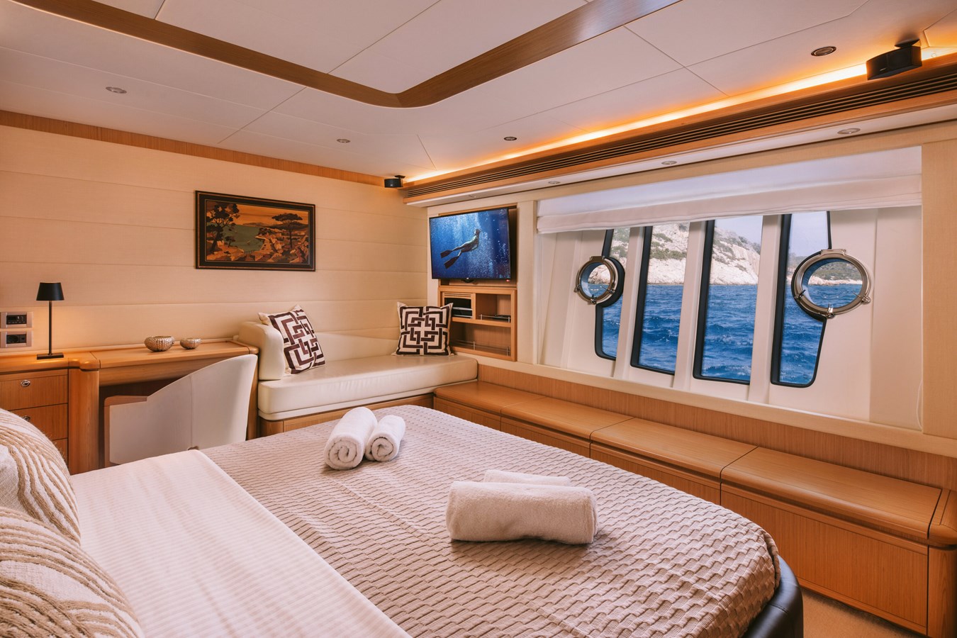 Ferretti Yachts Motor Yacht MAYBE NOT For Sale