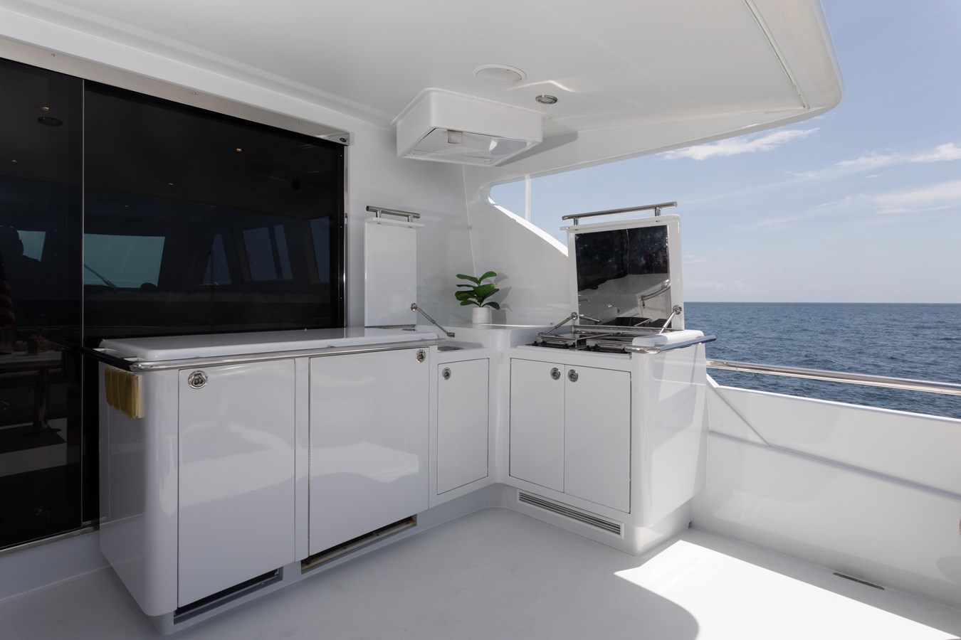 Horizon Motor Yachts Motor Yacht RAYS For Sale