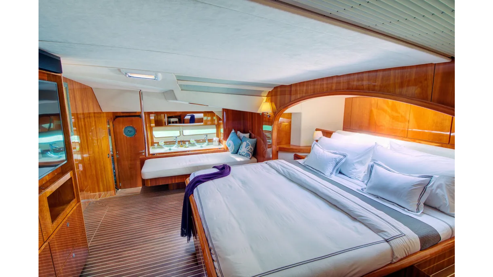 Privilege Catamaran 2010 Privilege 745 For Sale